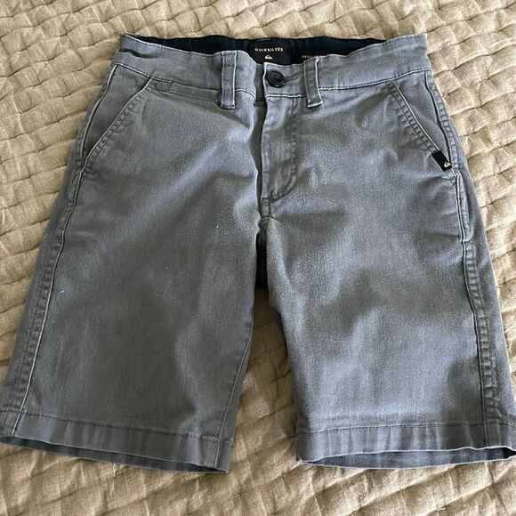 Quicksilver Gray shorts - Picture 1 of 7